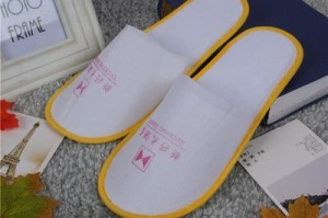 渭南回收酒店一次性拖鞋（回收酒店一次性用品）