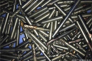 钛合金镍板回收多少钱一吨（镍钛合金多少钱一克）